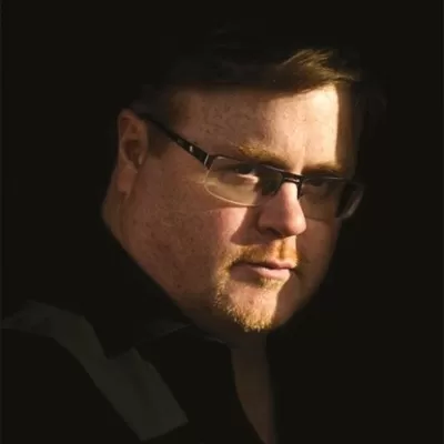 Derek Landy
