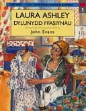 Laura Ashley, Dylunydd Ffasiynnau
