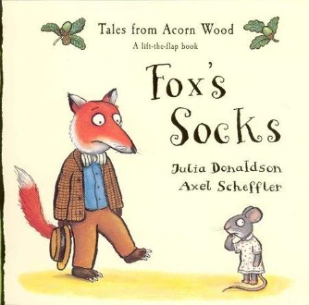Tales From Acorn Wood: Fox's Socks